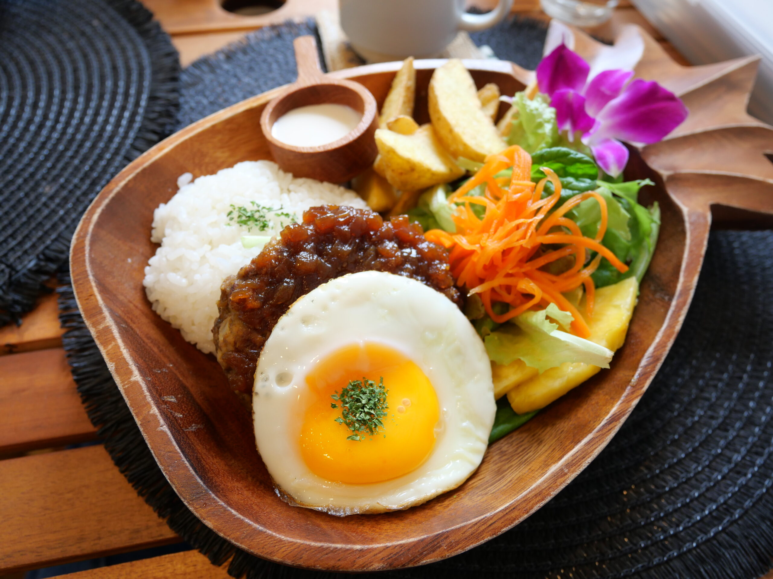 三木市】ALOHA STATE hawaiian cafe｜ロコモコ・モチコチキン